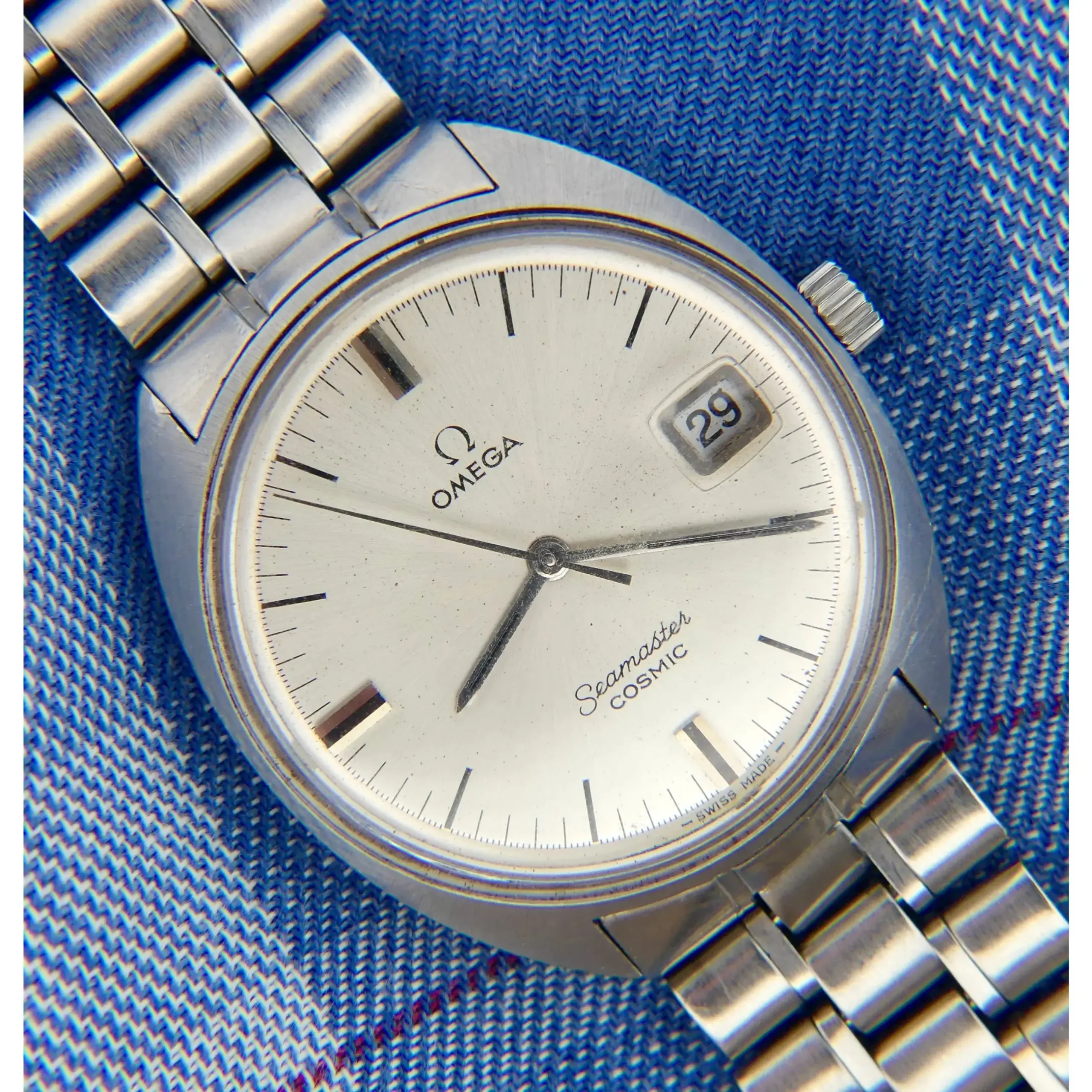 omega seamaster cosmic ref 136 017 caliber 613 close watch blue 629 scaled 1